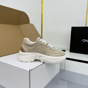 CHANEL SNEAKERS – CNS019