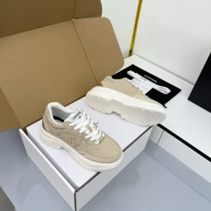 CHANEL SNEAKERS – CNS019