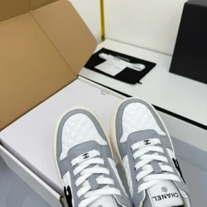 CHANEL SNEAKERS – CNS020