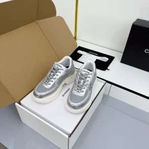 CHANEL SNEAKERS – CNS021