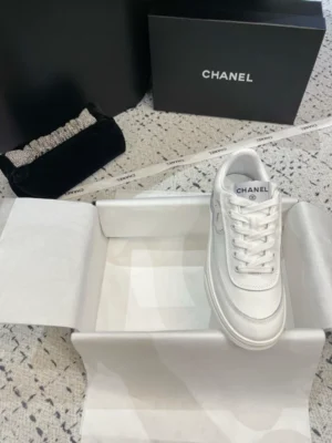 CHANEL SNEAKERS – CNS025