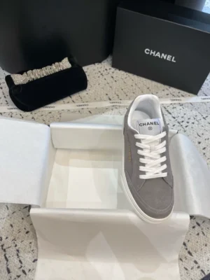 CHANEL SNEAKERS – CNS030