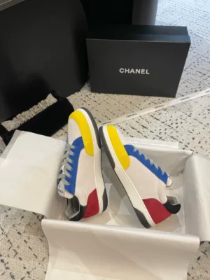 CHANEL SNEAKERS – CNS031