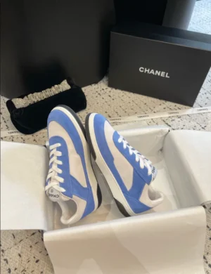 CHANEL SNEAKERS – CNS032