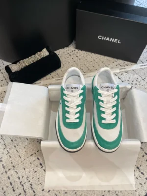 CHANEL SNEAKERS – CNS033