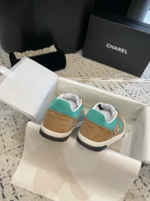 CHANEL SNEAKERS – CNS034