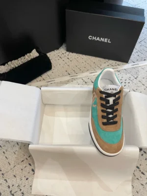 CHANEL SNEAKERS – CNS034