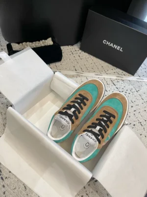 CHANEL SNEAKERS – CNS034