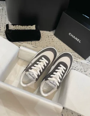 CHANEL SNEAKERS – CNS036