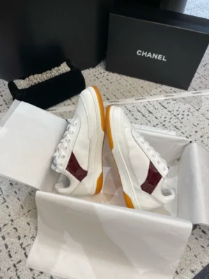 CHANEL SNEAKERS – CNS037