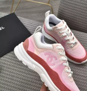 CHANEL SNEAKERS – CNS040