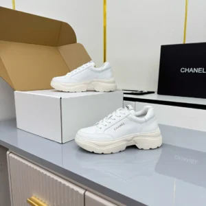 CHANEL SNEAKERS – CNS002