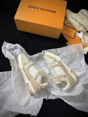 LOUIS VUITTON TRAINER SNEAKERS – LSVT428