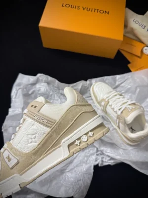 LOUIS VUITTON TRAINER SNEAKERS – LSVT428