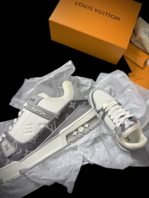 LOUIS VUITTON TRAINER SNEAKERS – LSVT429