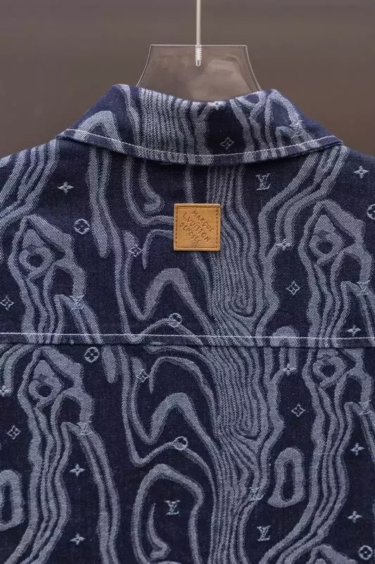 LV Short-Sleeved Shirt - LVS040